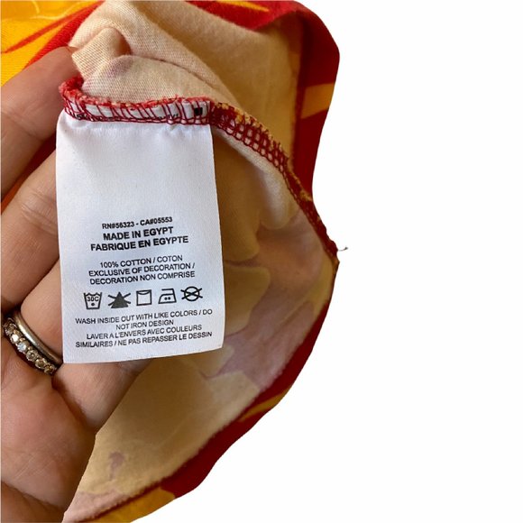 Nike Hawaiian Print T Shirt Size S *Unique* Yellow Red Floral Pocket Logo - Picture 3 of 9